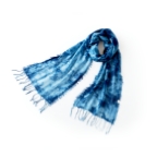 徳島 本藍染ストール
藍生葉染ストール